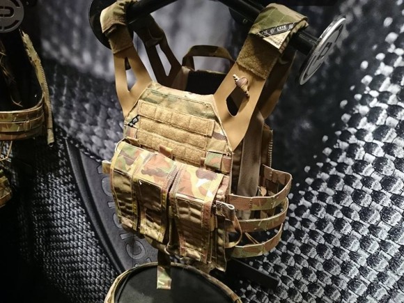 【速報:shot show2015】crye precision(クライプレシジョン)【會場內