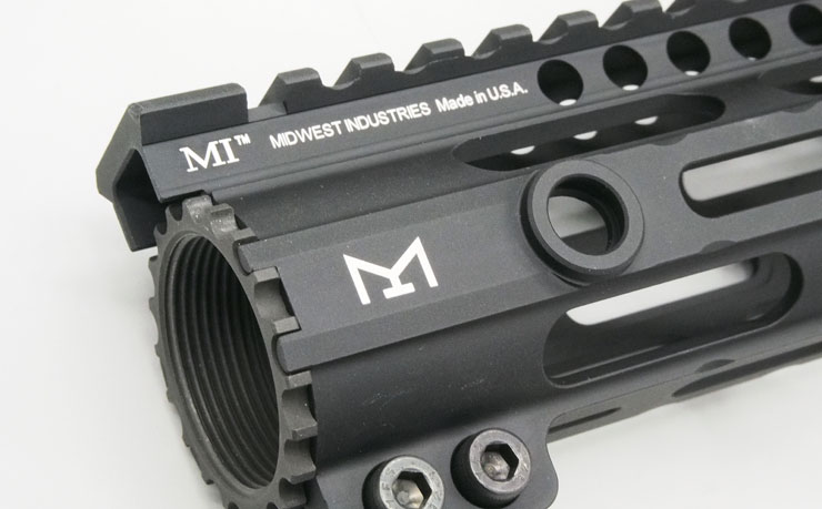 エアガンカスタム】ついに登場！エアガン用M-LOKハンドガード「M Lightweight M-LOK SS」で最新モードのタクティカルARを再現！  | さばなび | サバゲー